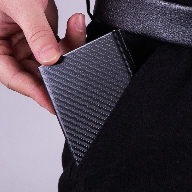 密封アルミ合金製タバコケース 20本入り 大容量 軽量版 携 - Smoking & Vaping Accessories のレビューと価格